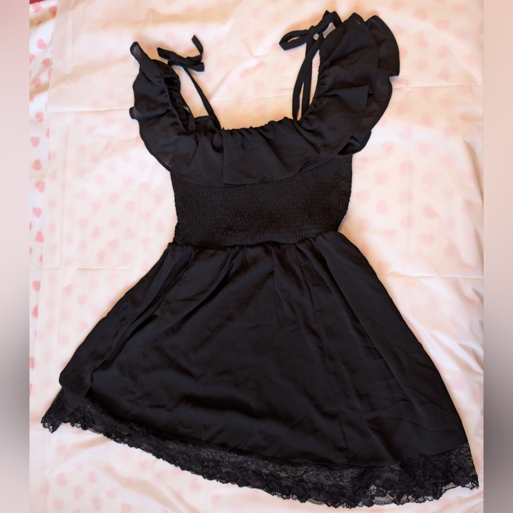 Torrid Sheer Smocked Swimsuit Cover, 1X 14-16 Ft Lace Trim and Ruffle NWT